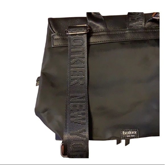 Botkier New York black mini trigger backpack - Picture 3 of 7
